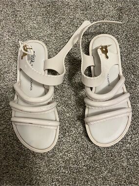 Melissa + Vitorino Campos Sandals 37